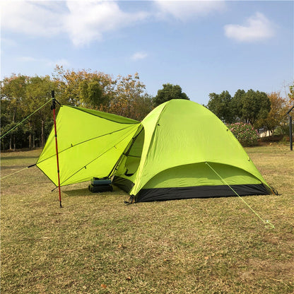 Storage pockets inside the unisex 3-person waterproof camping tent