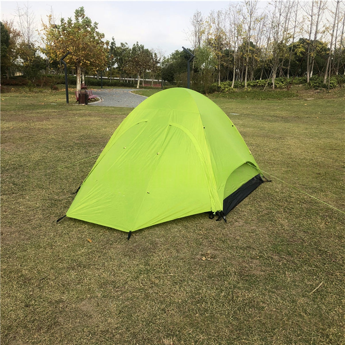 Compact packed size of ultralight waterproof 3-person camping tent