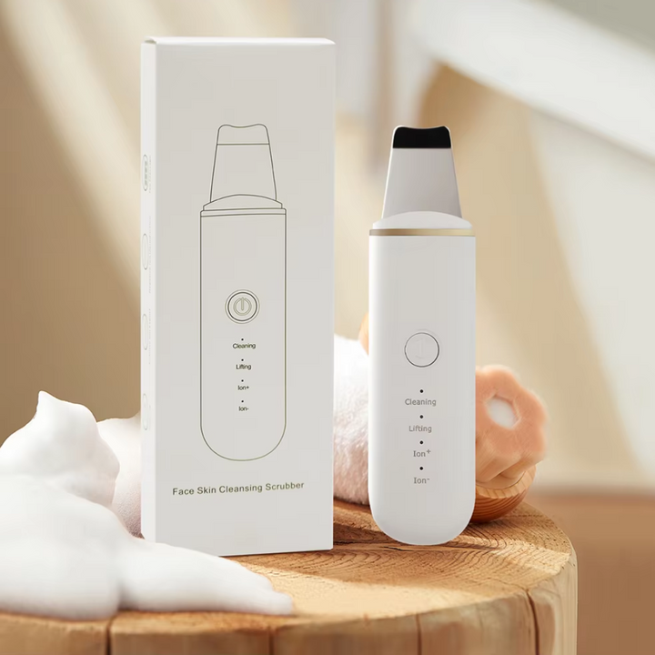 Deep cleansing and exfoliating ultrasonic facial scrubber, a unisex beauty device for radiant skin.