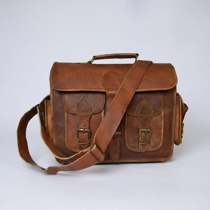 Stylish vintage goat leather messenger bag, unisex design for classic look. Perfect travel or work bag.
