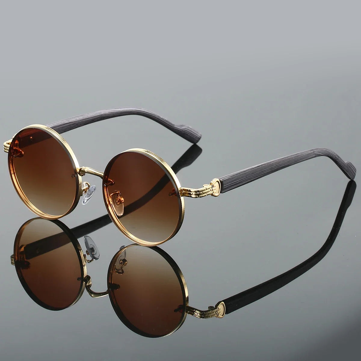 Unisex vintage round sunglasses with full UV protection, classic retro eyewear.