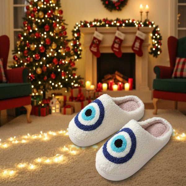 Festive deer motif house slippers, warm and non-slip, a cozy unisex choice for the holiday season.