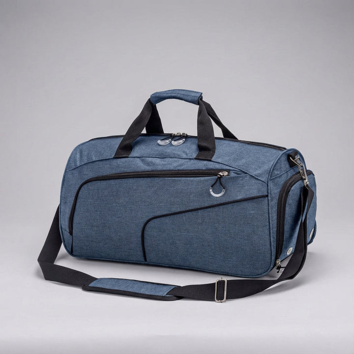 Waterproof 35L travel & sports duffel bag featuring practical wet and shoe compartments for easy organization.