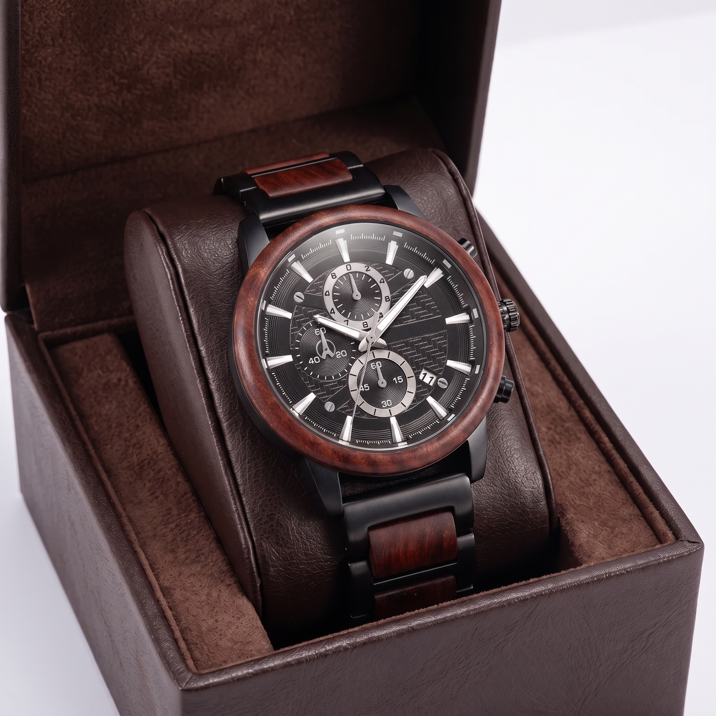 Elegant silver brown unisex wooden watch with quartz movement & calendar. A versatile, natural everyday timepiece.