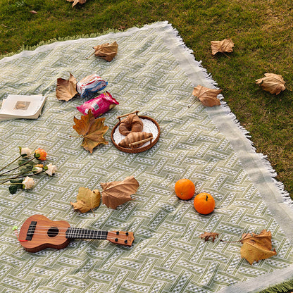 Moisture resistant camping blanket, checkered design, perfect for outdoor & indoor use