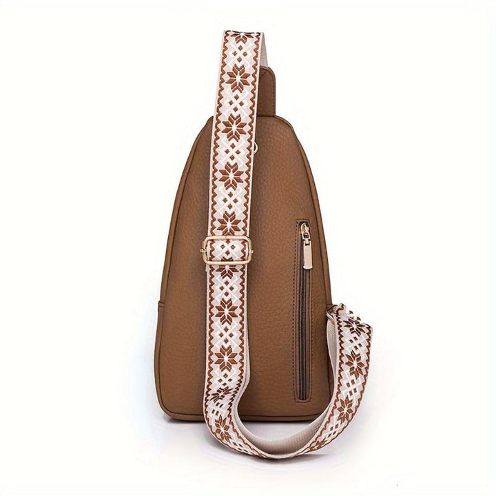 White retro leather crossbody bag for women, essential fashion accessory.