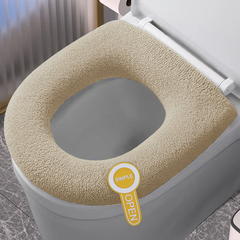 Warm & soft toilet seat pad, hygienic polyester cushion for ultimate comfort in any bathroom.