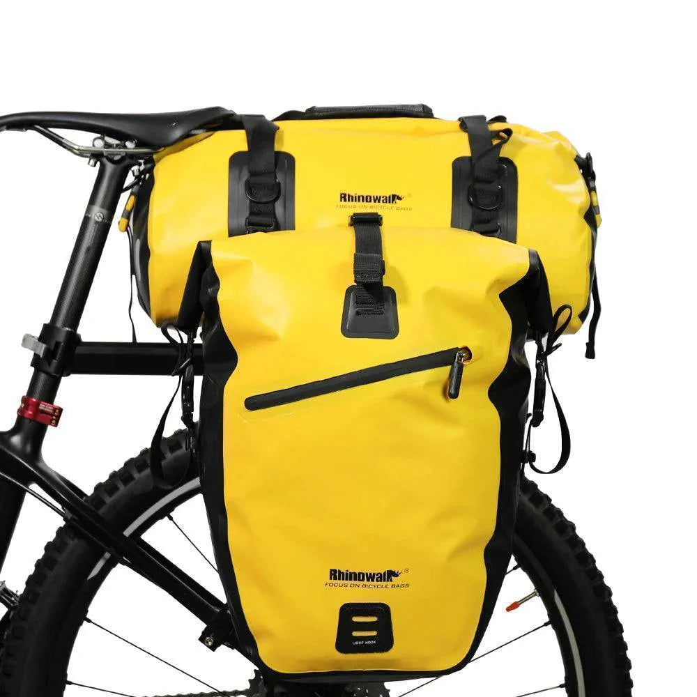 Close-up of the waterproof seal on a 20L bike pannier bag, showcasing its durability for MTB.