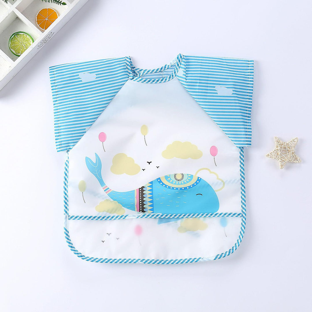 Infant waterproof long-sleeve bib, essential for mess-free and enjoyable meal experiences.