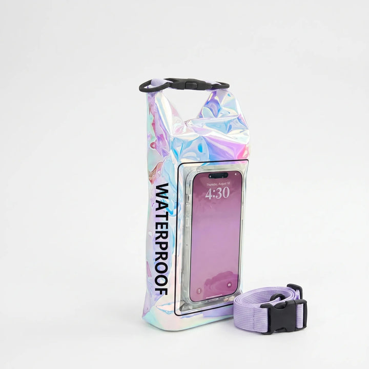 Outdoor gear: Dry bag for boating, kayaking & rafting. Protects phone & valuables from water.