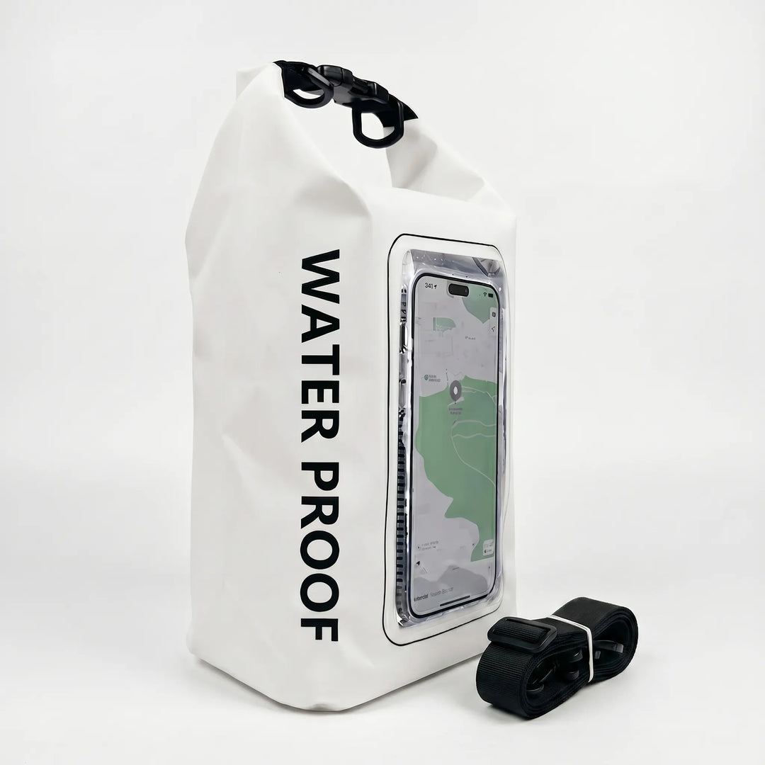 Rafting waterproof dry bag, roll-top, ideal for river trips. Phone touchscreen accessible.