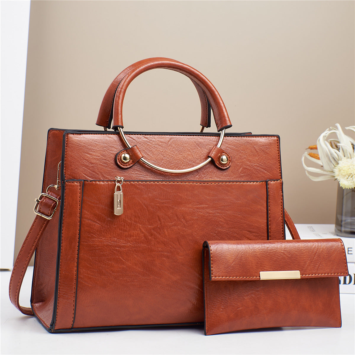 Women's practical 2-piece handbag set, includes a spacious shoulder bag & a useful crossbody.