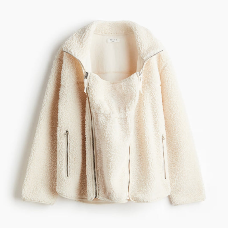Pregnancy fashion meets function: women's adaptive jacket, ideal for babywearing and versatile maternity style.