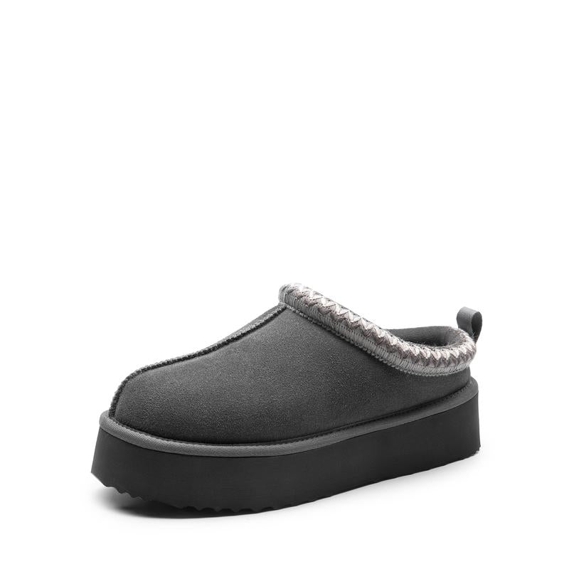 Comfortable Alassio women's platform slippers with a slip-on design, offering stylish indoor footwear & warmth.