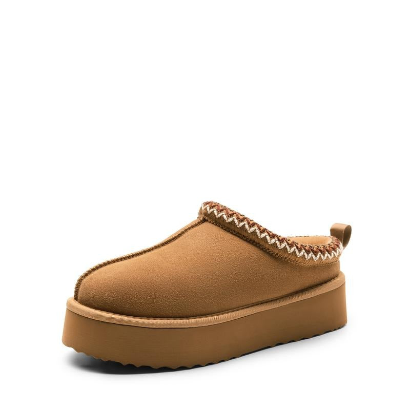 Fashionable Alassio women's cozy platform slippers, designed for comfort, warmth, and stylish indoor loungewear.