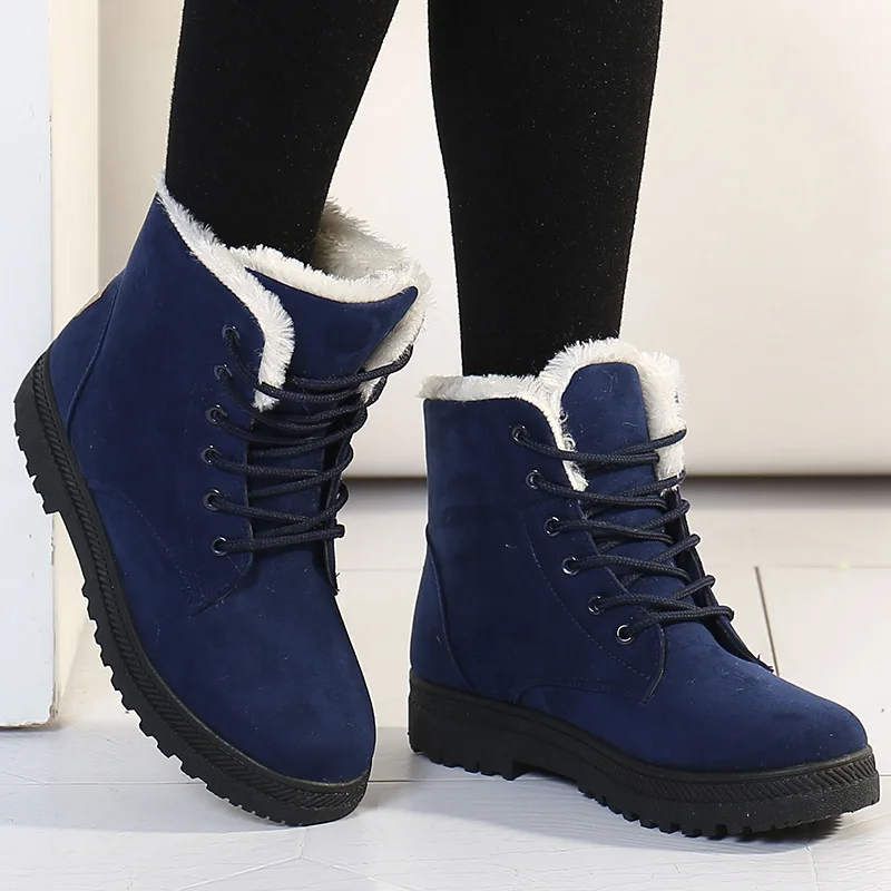 Women's warm winter boots, ideal for cold weather. Aspen plush design with secure traction for walking in snow.