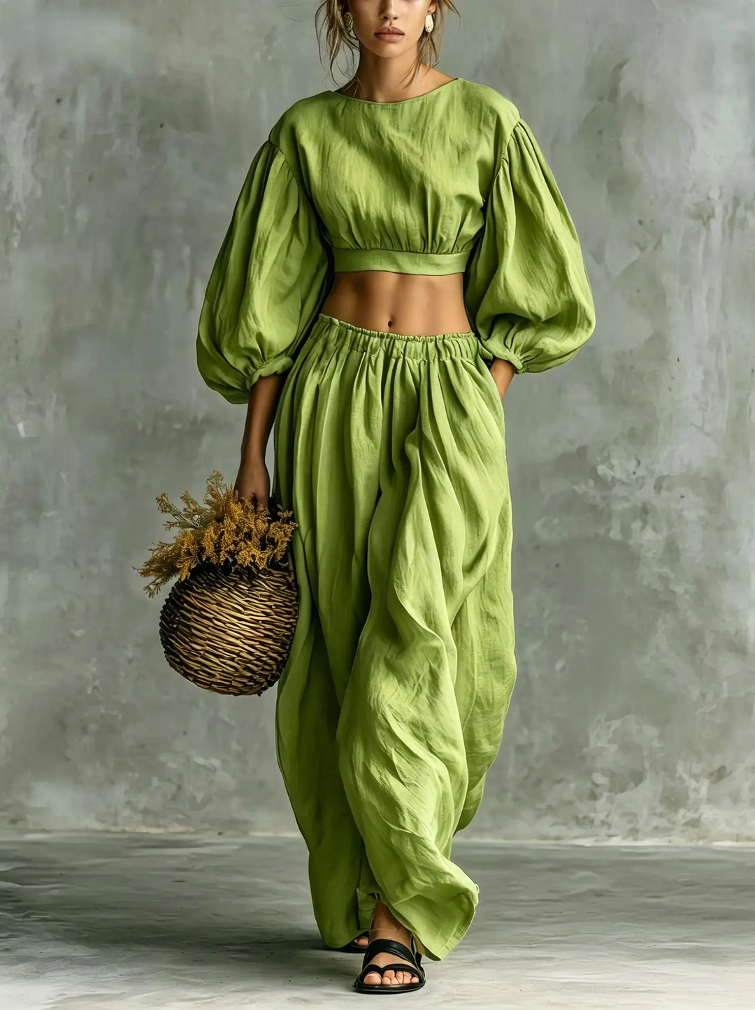 Women's cropped balloon sleeve top & wide leg trousers. This two-piece set is perfect for casual summer fashion.