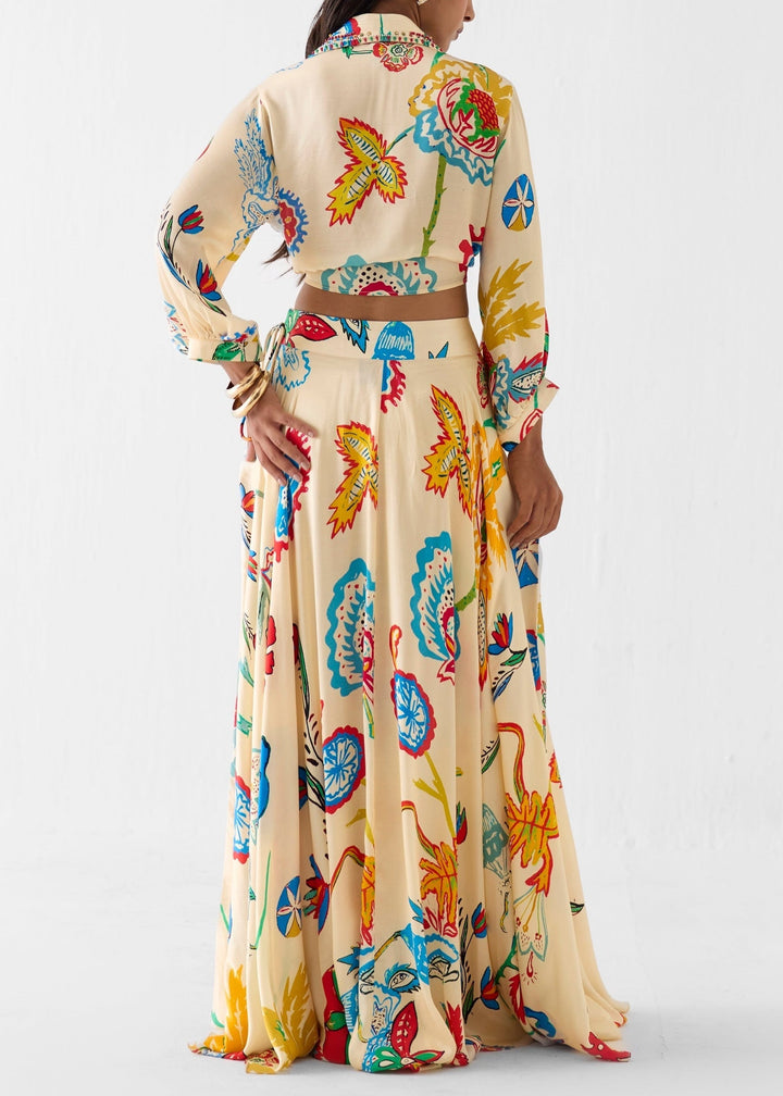 Boho resort wear: women's floral print tie-front shirt & high-waist maxi skirt two-piece set for summer.