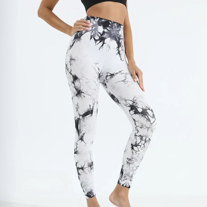 Versatile women's everyday leggings, offering comfort and stretch for casual outings, yoga, or home relaxation.