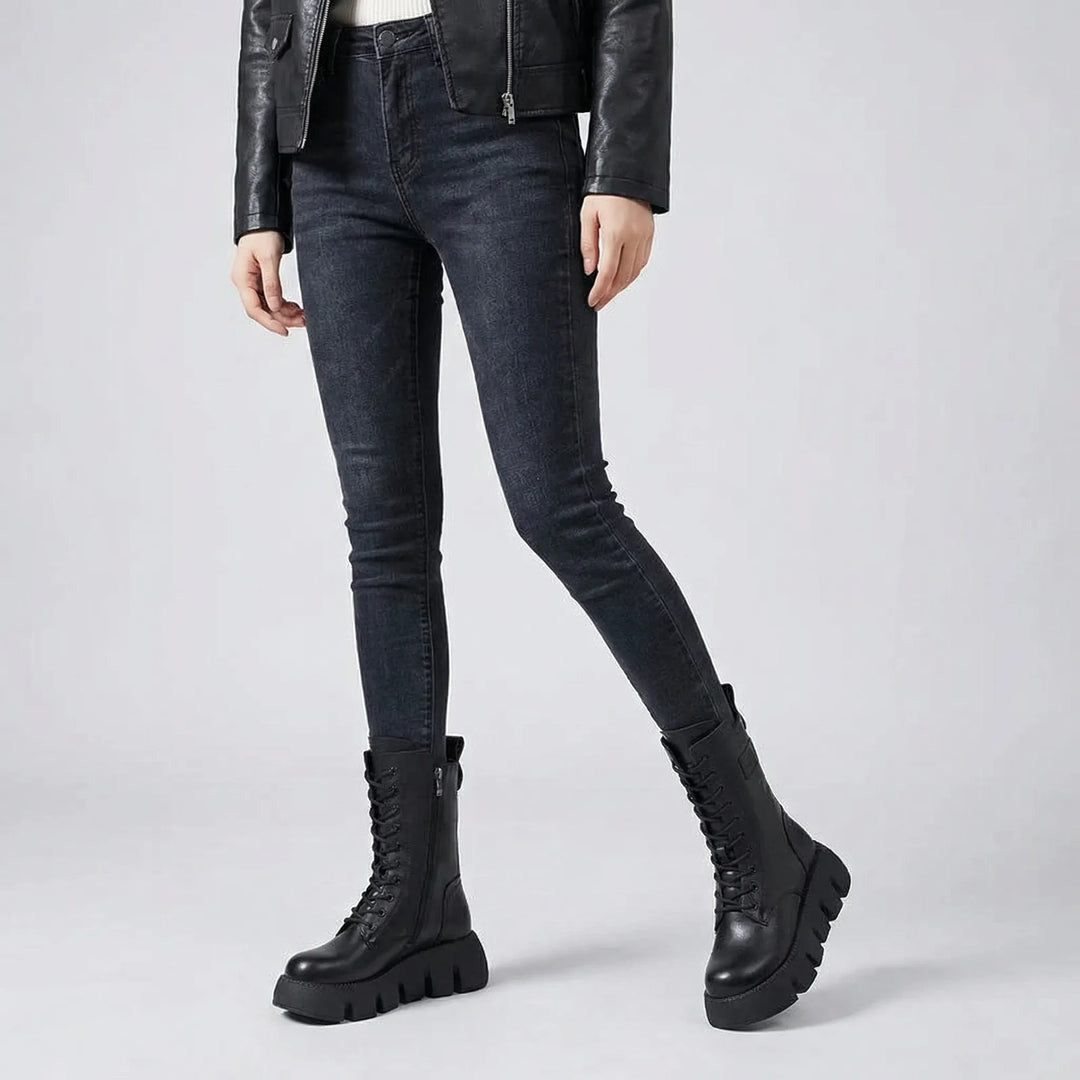 Comfortable women's platform combat boots featuring lace-up closure, arch support, and non-slip sole.