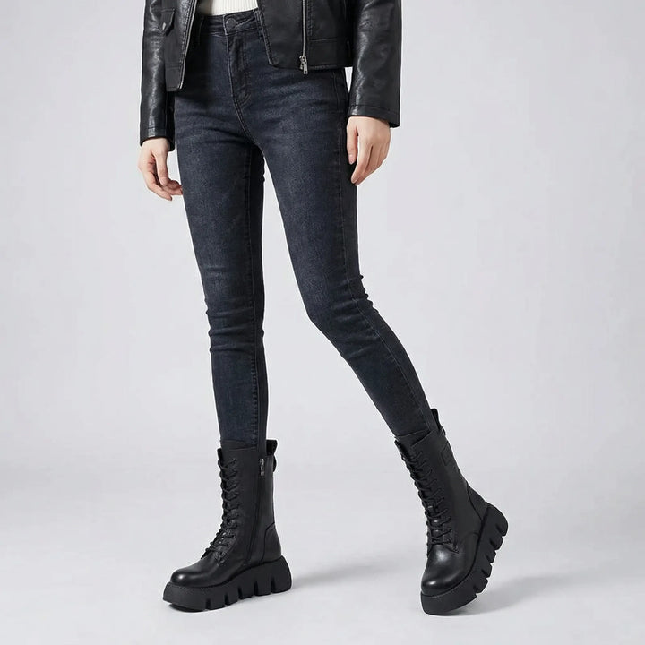 Comfortable women's platform combat boots featuring lace-up closure, arch support, and non-slip sole.