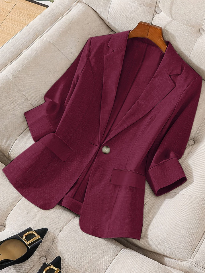 Gray women's professional cropped blazer. Modern tailored jacket, excellent for business casual & work style.