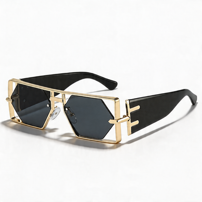 Glamorous women's aviator sunglasses, featuring a bold gold frame for superior UV protection and style.