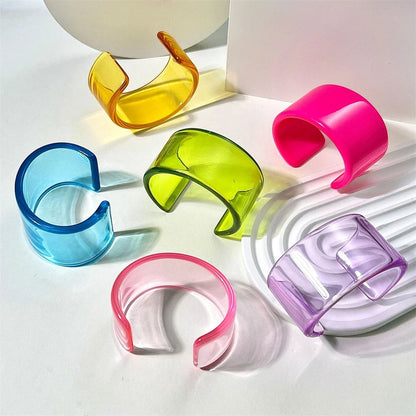 Women's bold chunky acrylic cuff bangle bracelet, statement fashion jewelry.