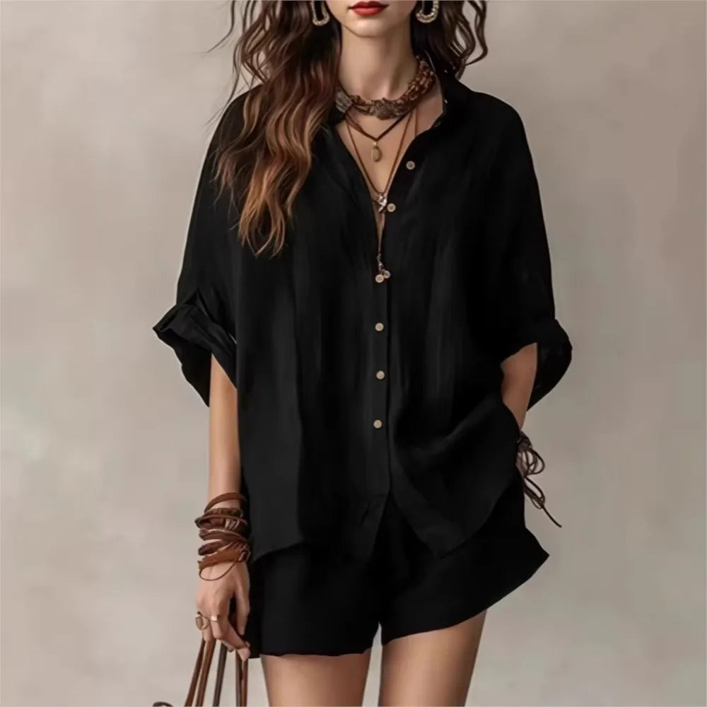 Stylish women's summer lounge set, a breathable two-piece outfit offering ultimate comfort and relaxed fit.