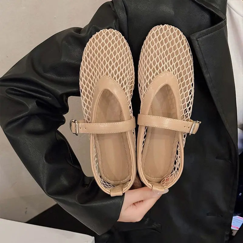 Versatile women's breathable mesh Mary Jane flats, comfortable everyday casual & travel slip-on shoes.
