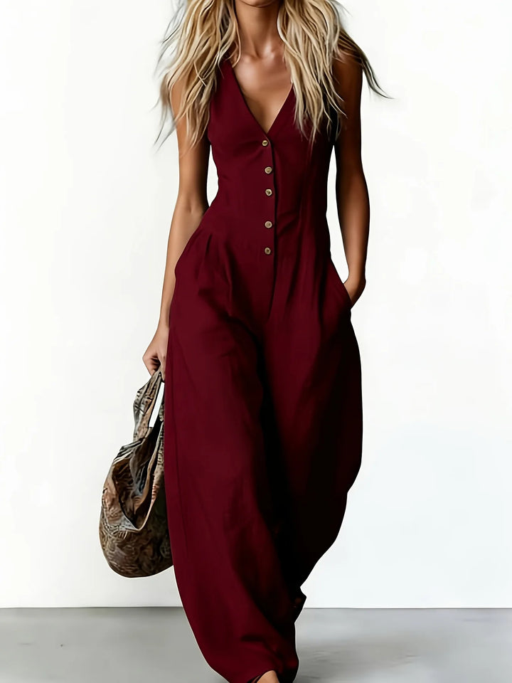 Relaxed fit women's wide-leg jumpsuit, ideal for summer vacation, beachwear, or comfortable casual outings.
