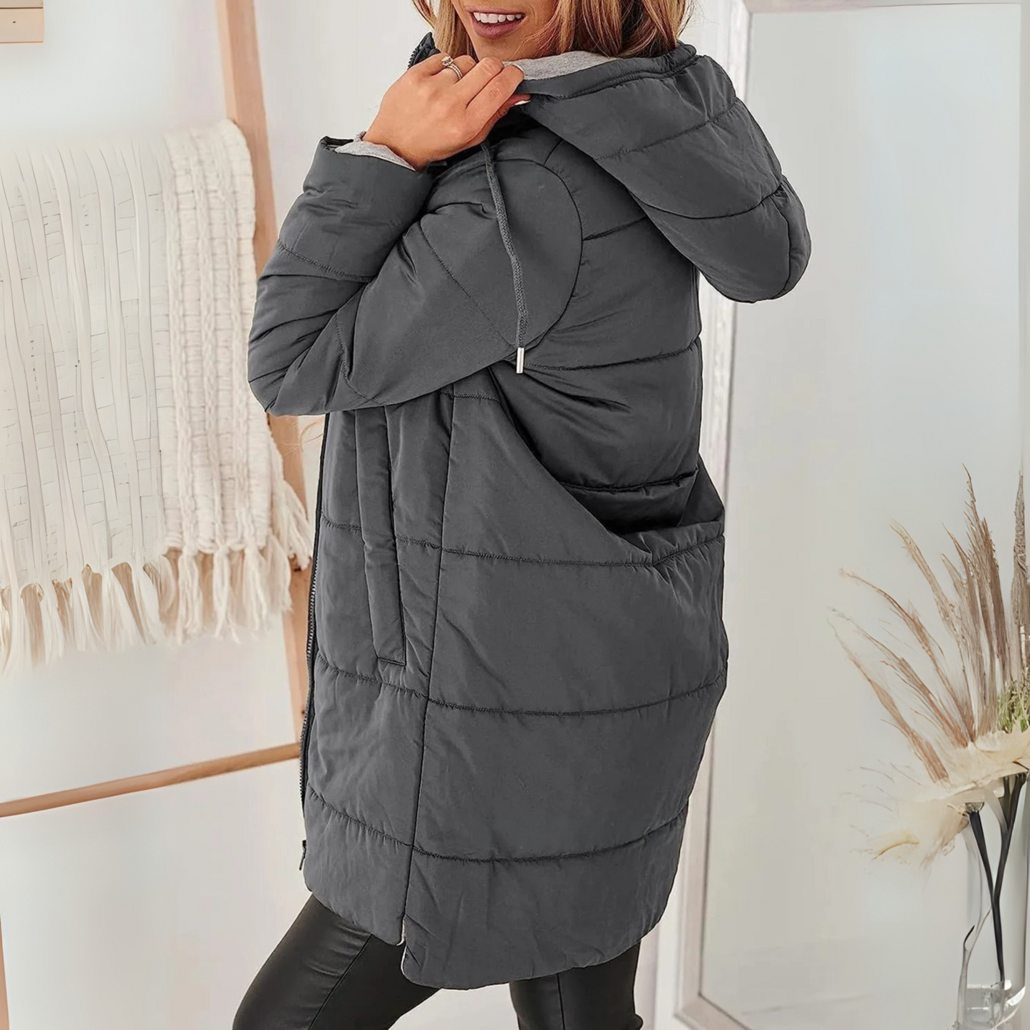 Versatile women's hooded puffer jacket, offering casual style & winter warmth for fall fashion.