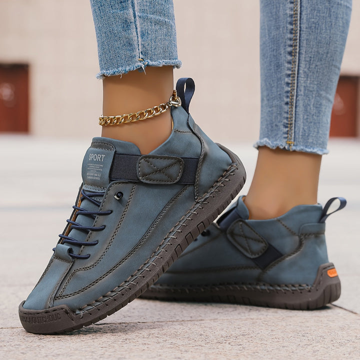 Enjoy everyday comfort in these women's casual lace-up sneakers, featuring stylish stitching and low-top design.