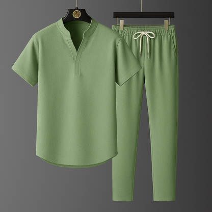 Breathable women's linen blend short-sleeve top & matching jogger pants for a relaxed everyday outfit.