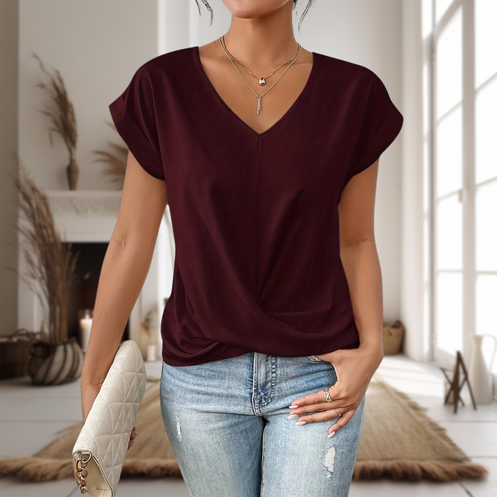Women's casual sweetheart neck t-shirt with short sleeves, perfect for everyday wear.