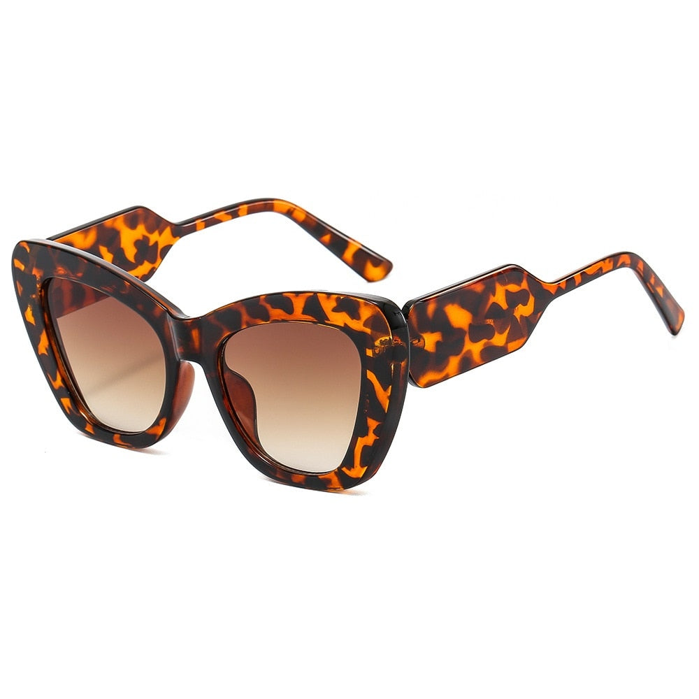 Polarized cat eye sunglasses for women, offering superior UV400 eye protection and a chic look.