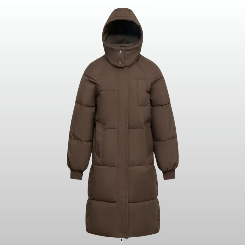 Chic Cortina women's long puffer jacket, designed for superior warmth, comfort, and winter style.