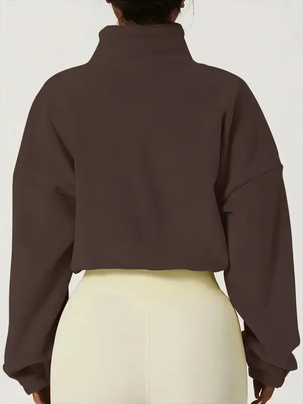 Versatile women's cropped zip jacket for everyday wear. Features a stylish high collar & adjustable fit for casual chic.