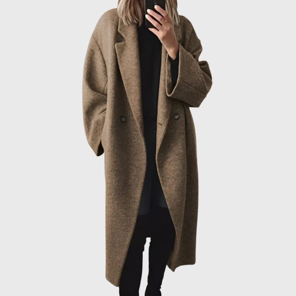 Warm women's longline fall coat, a cozy overcoat with elegant style. Ideal chic outerwear for winter fashion.
