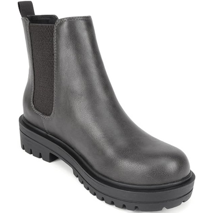 Women's black Chelsea ankle boots with low block heel, stylish & comfortable for any occasion.