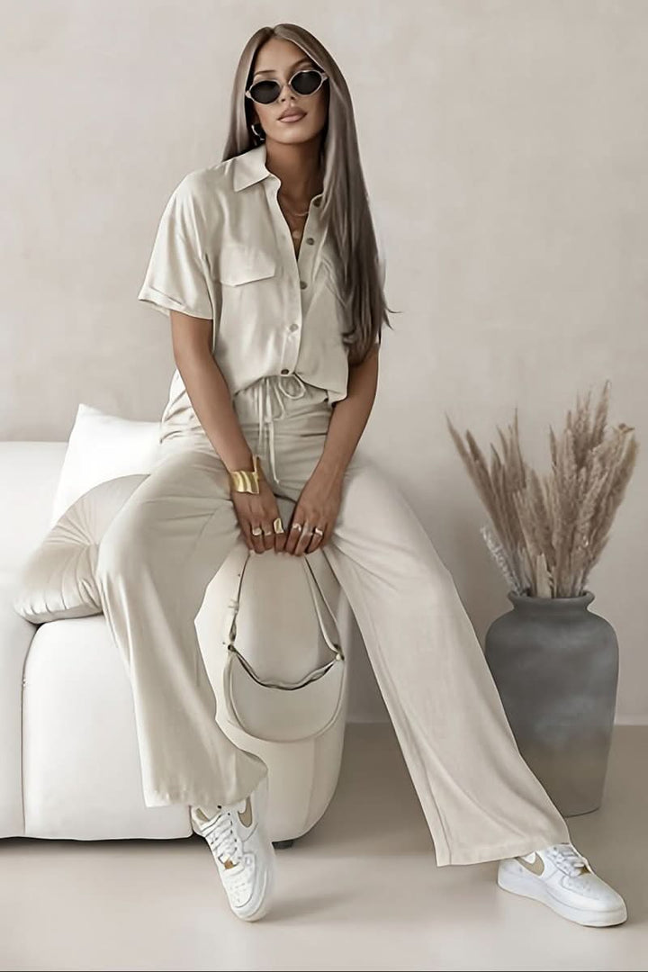 Women's chic minimalist two-piece set, offering effortless style & comfort. Perfect for casual wear.