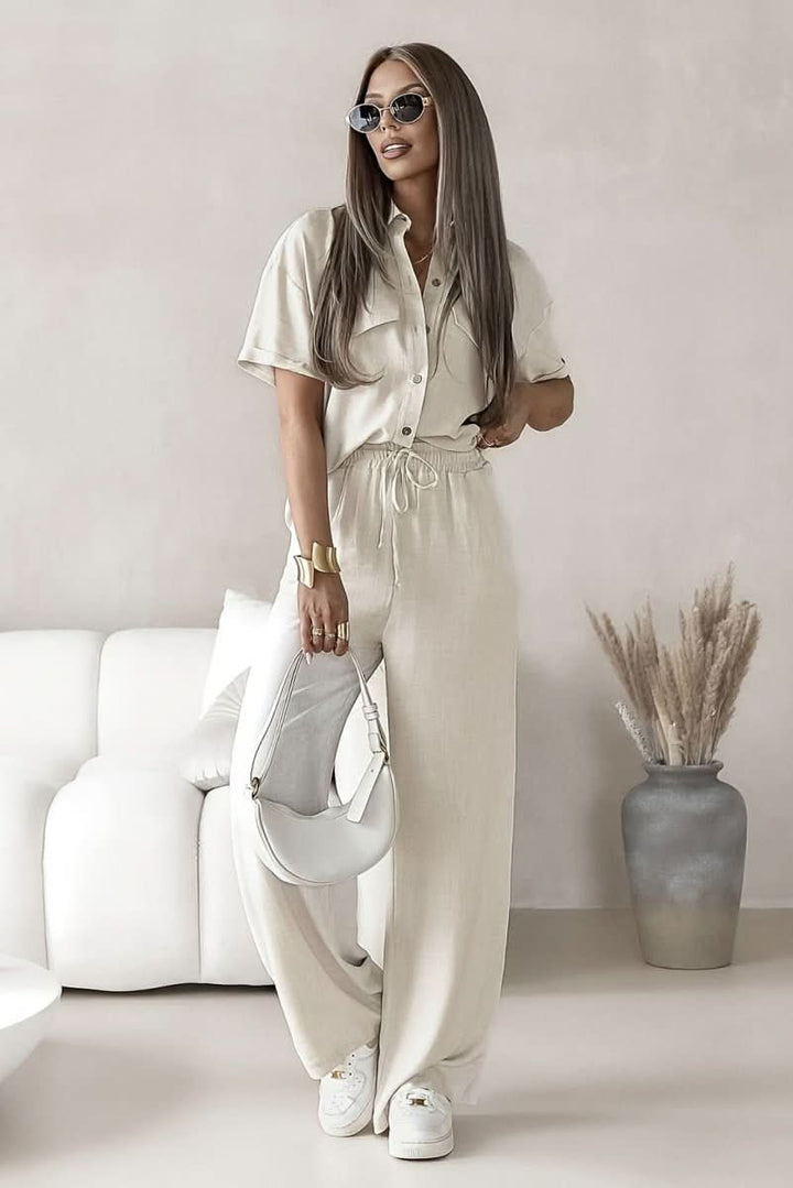 Versatile women's minimalist two-piece set, ideal for spring fashion, workwear, or travel. Coordinated outfit.