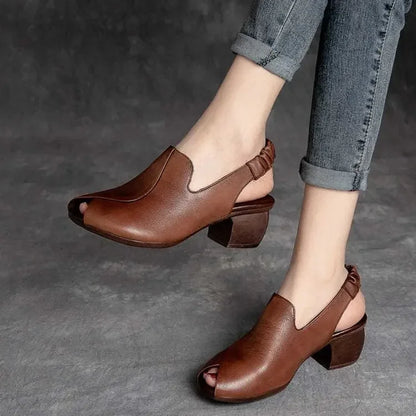 Versatile women's slingback block heels, combining all-day comfort with a chic design.