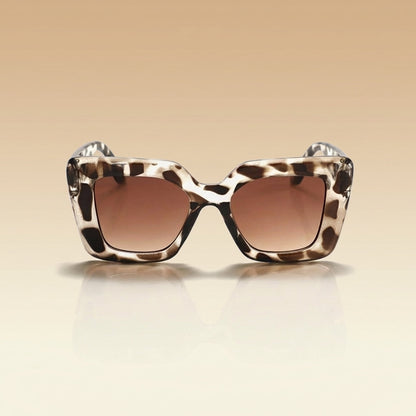 Elegant black women's square sunglasses, a classic fashion accessory with a contemporary design.