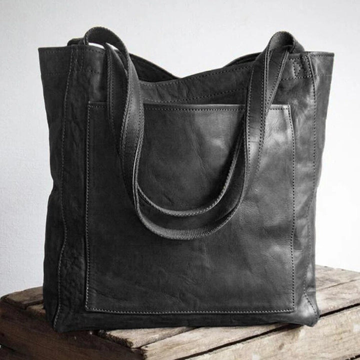 Stylish women's effortless everyday tote bag. Classic design, perfect as a shoulder bag for work or travel.