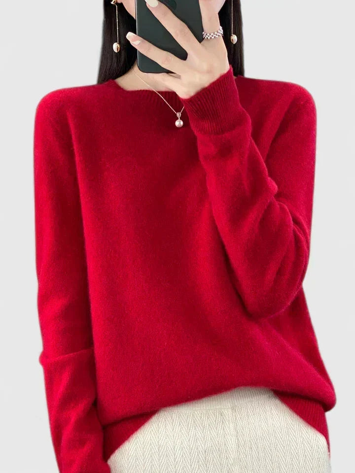Everyday wear women's classic round neck pullover, long sleeve, ultimate comfort.