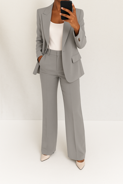 Elegant Women's Blazer & Pants Set: Sophisticated office wear, perfect for professional women.