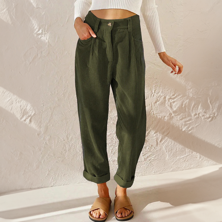 Relaxed fit women's trousers, vintage style pants with elastic waist for ultimate everyday comfort and casual wear.