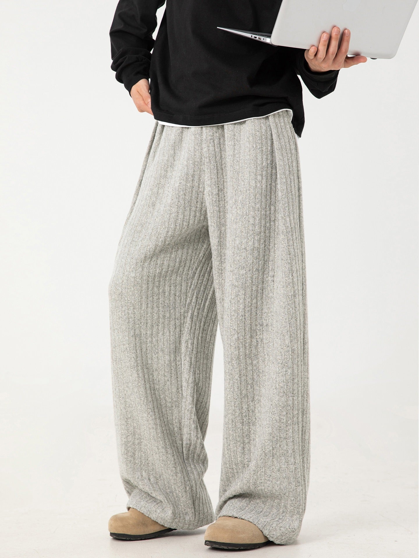 Cloud-soft women's casual lounge pants, 4-way stretch for ultimate comfort at home or on the go. Relaxed fit.