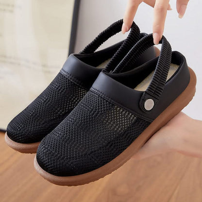 Lightweight Cloudra women's breathable clogs, designed for ultimate comfort and easy slip-on wear.